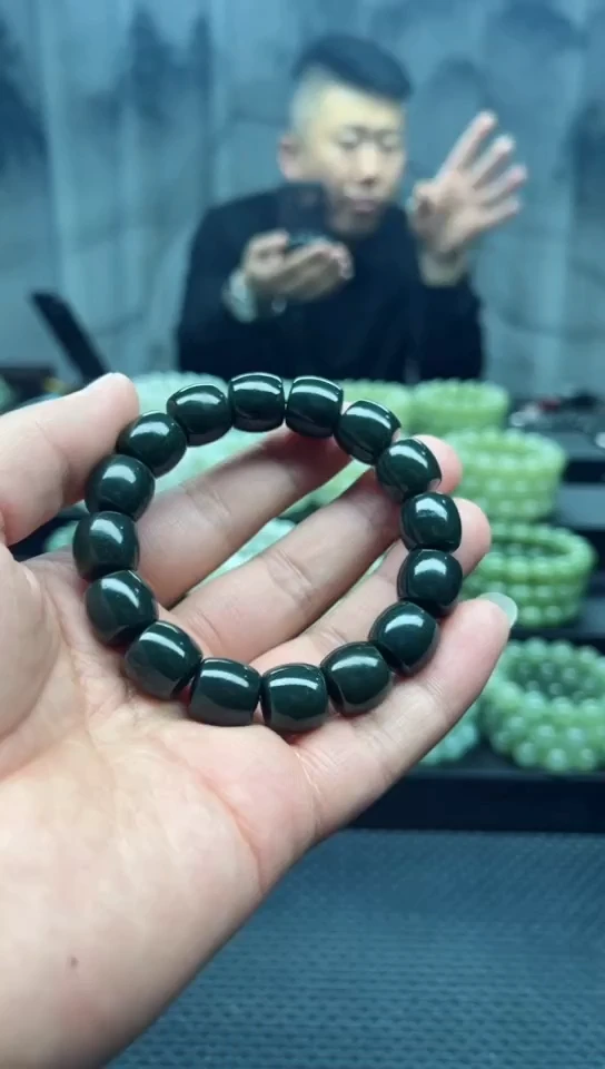 未镶嵌手串和田玉沙枣青直切卡14纯天然拍一发一