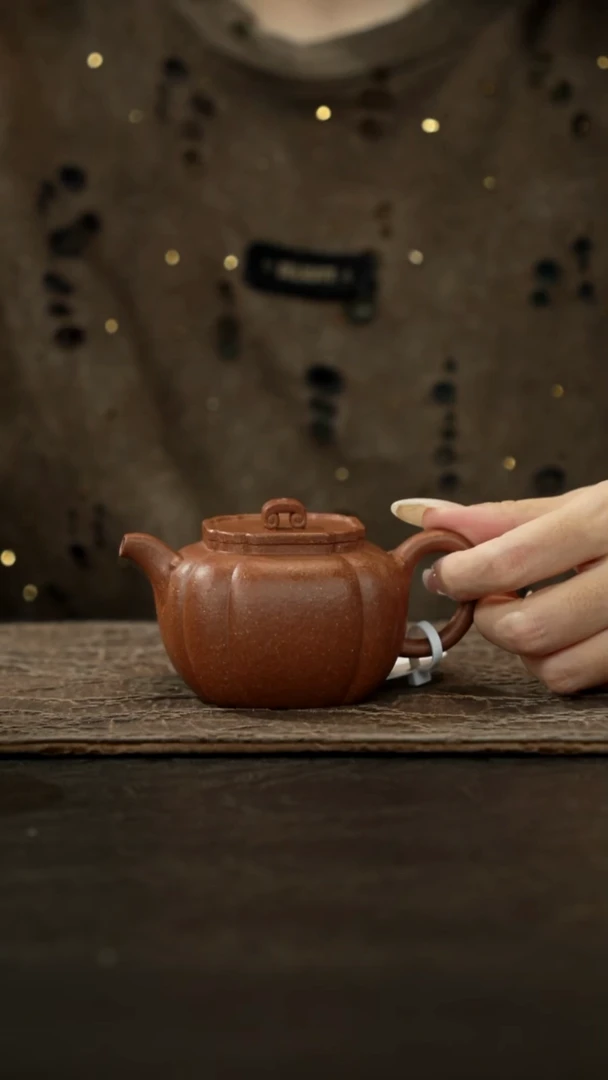 茶壶紫砂桃花泥太极如意150cc