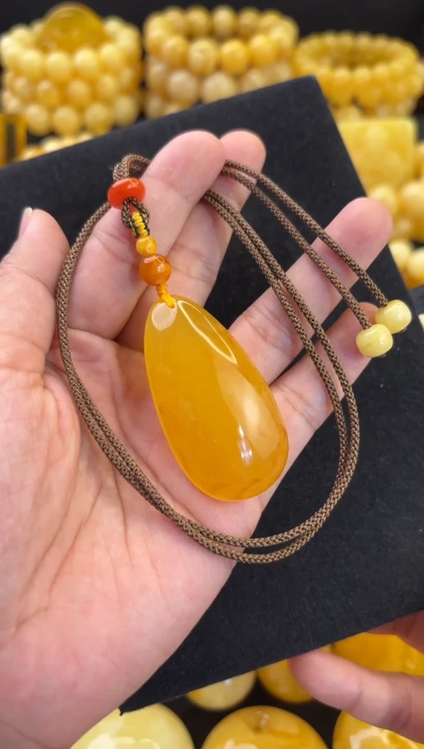 蜜蜡颈饰未镶嵌焦皮料蜜糖水滴