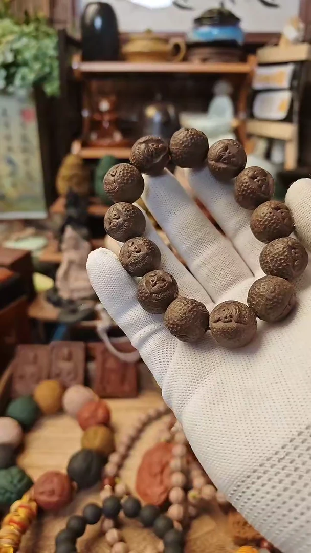 【闪购商品】茉莉无相手持一条