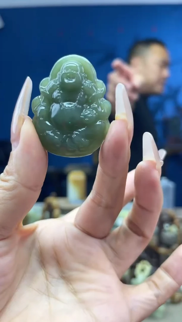 和田玉未镶嵌颈饰1
