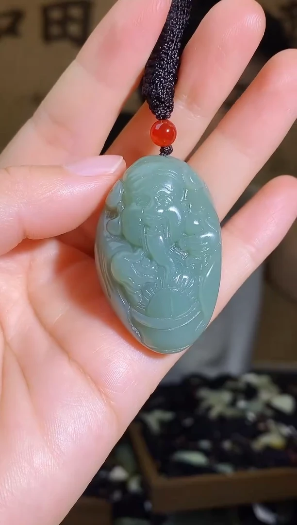 颈饰未镶嵌和田玉1