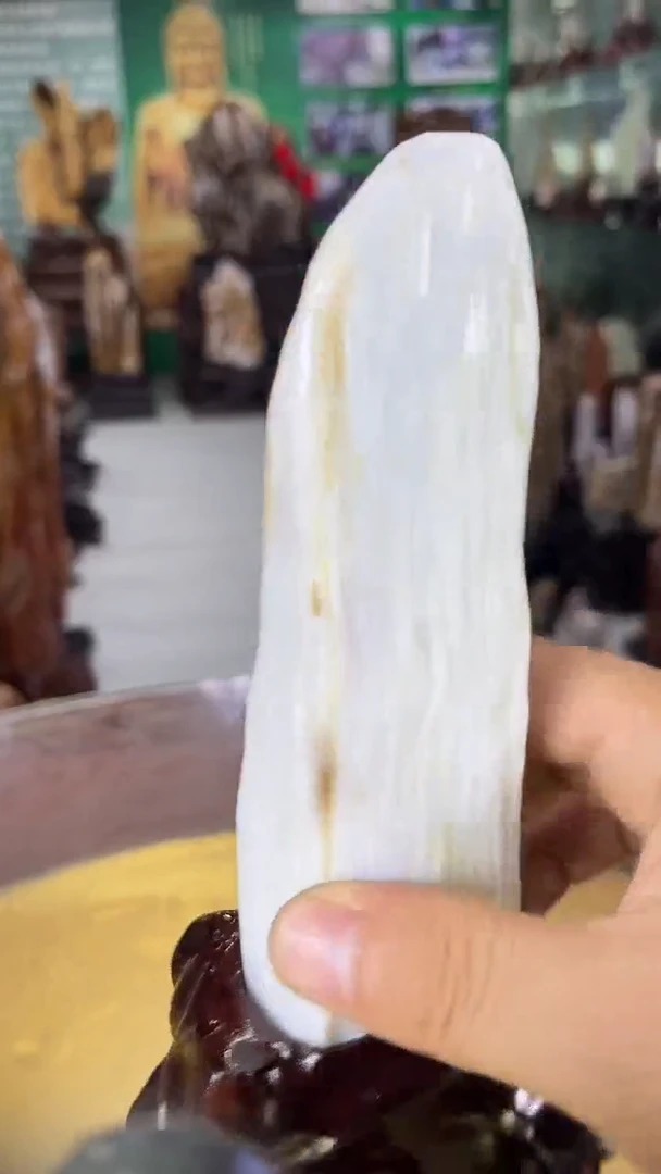 缅甸天然树化玉摆件