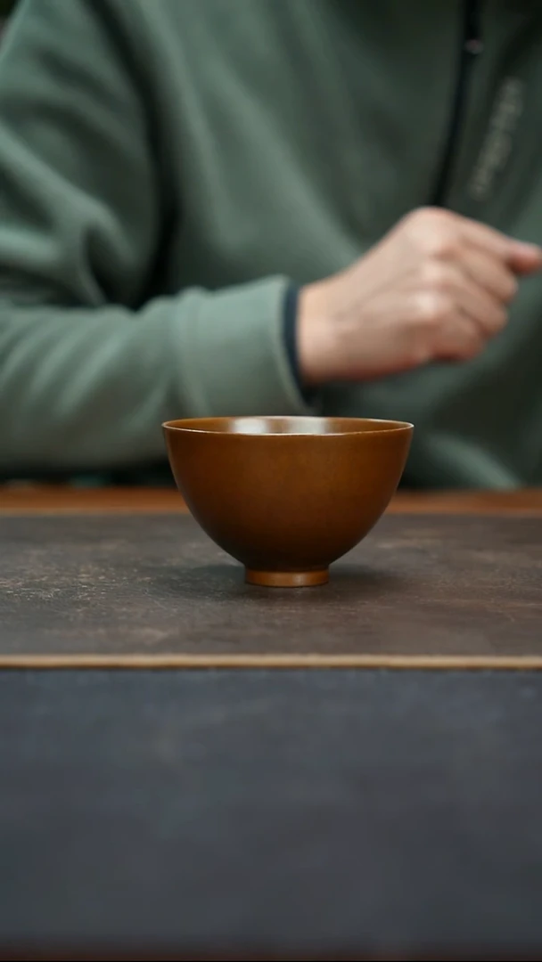 杯紫金釉手工鸡心杯