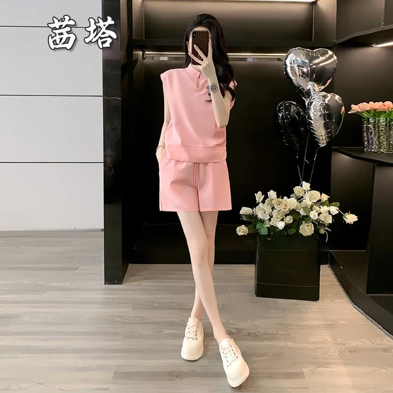 盐系穿搭粉色休闲套装女夏季新款显瘦减龄洋气短袖短裤运动两件套