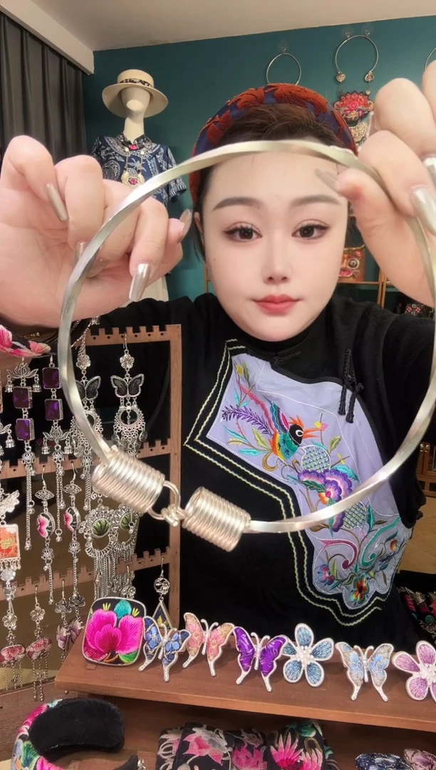 刺绣纯手工民族风刺绣项圈