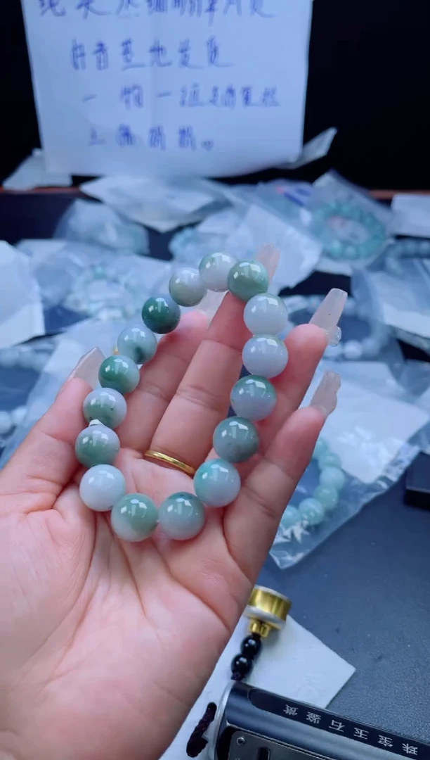 未镶嵌定制翡翠珠串