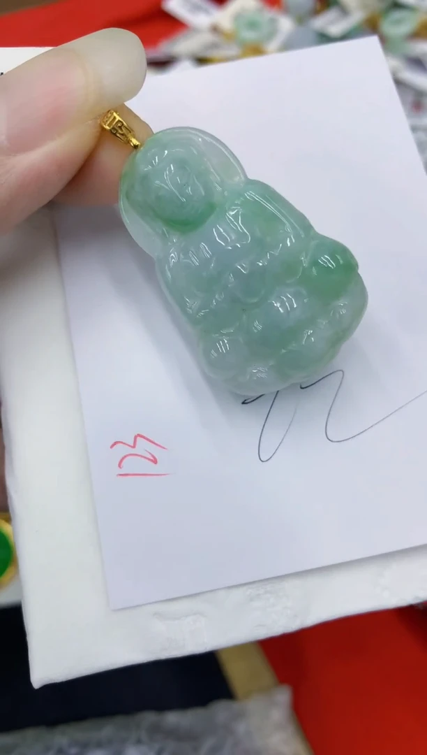 翡翠未镶嵌颈饰111111111111