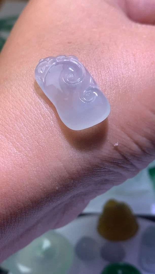 未镶嵌定制翡翠毛货