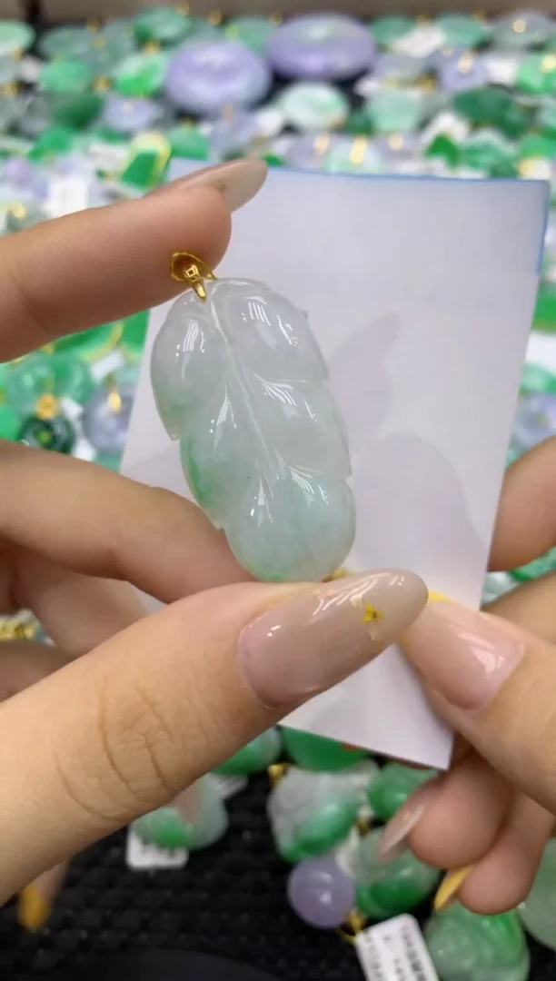 颈饰未镶嵌翡翠天然缅甸翡翠A货