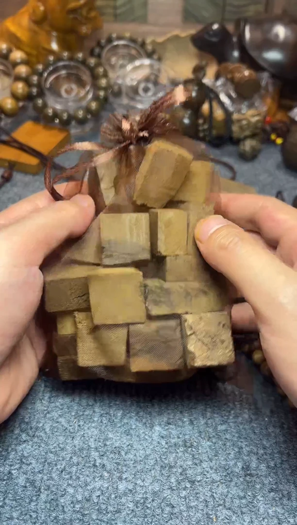 【闪购商品】小叶桢楠金丝楠木香包