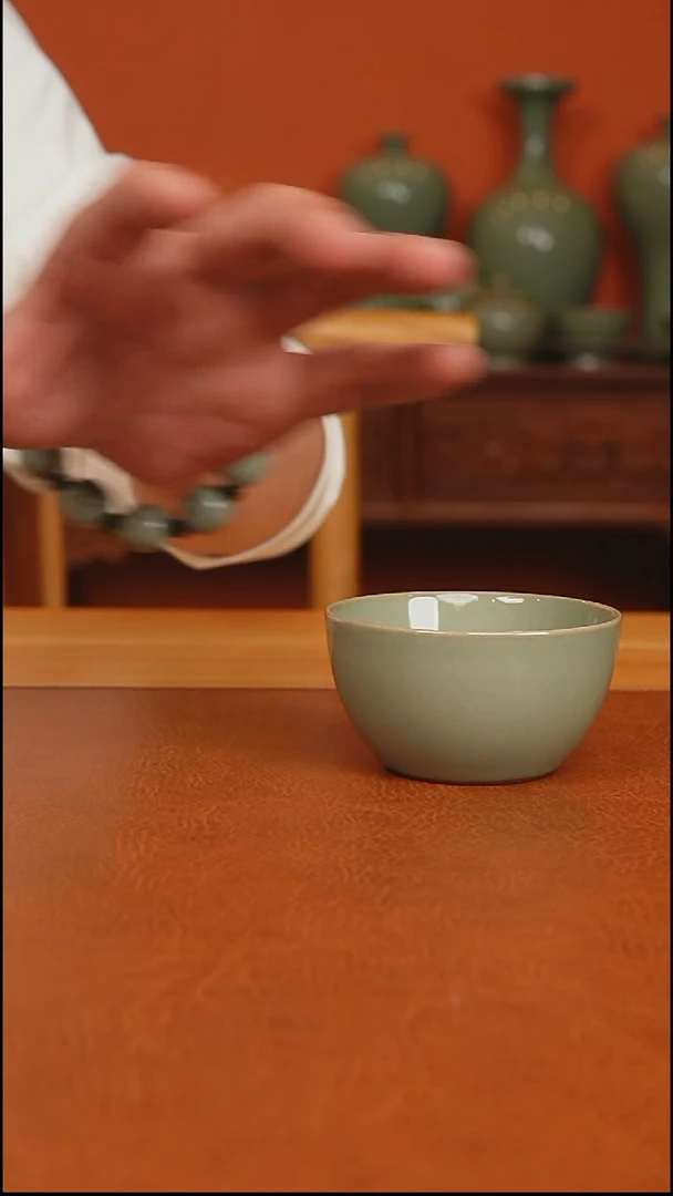 越窑秘色瓷卧足盏全品