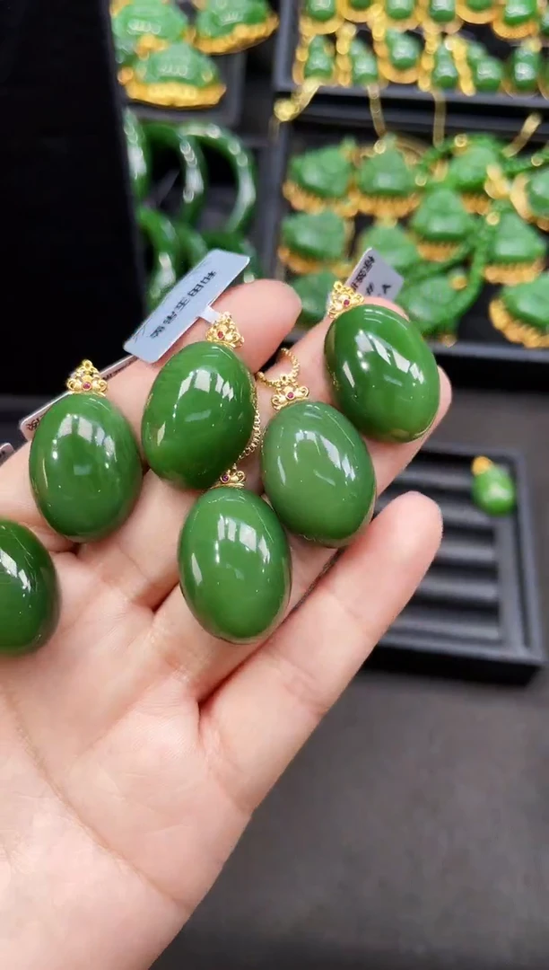 【闪购商品】和田玉吊坠18K金镶嵌27MM多样性发一