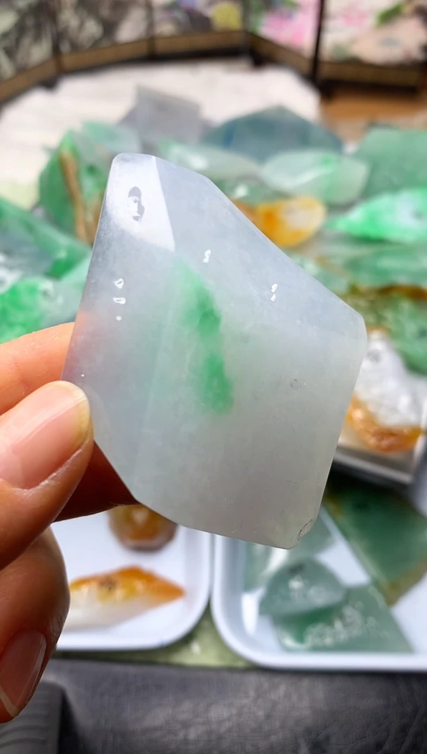 颈饰未镶嵌翡翠11