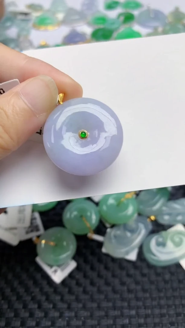 翡翠18K金镶嵌颈饰天然翡翠A货