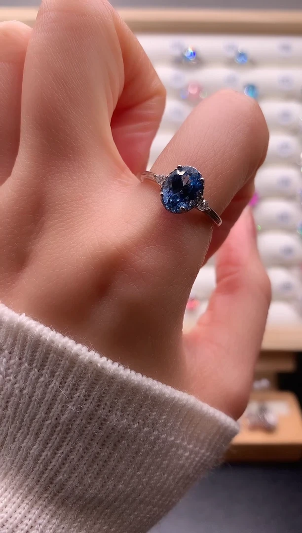 3海蓝宝石（处理）海蓝宝戒指