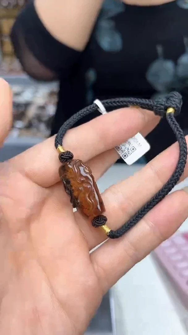 裸石琥珀未镶嵌抚顺琥珀雕刻件设计手串多样性发其一