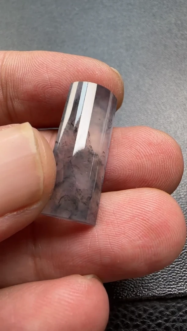 未镶嵌定制翡翠吊坠