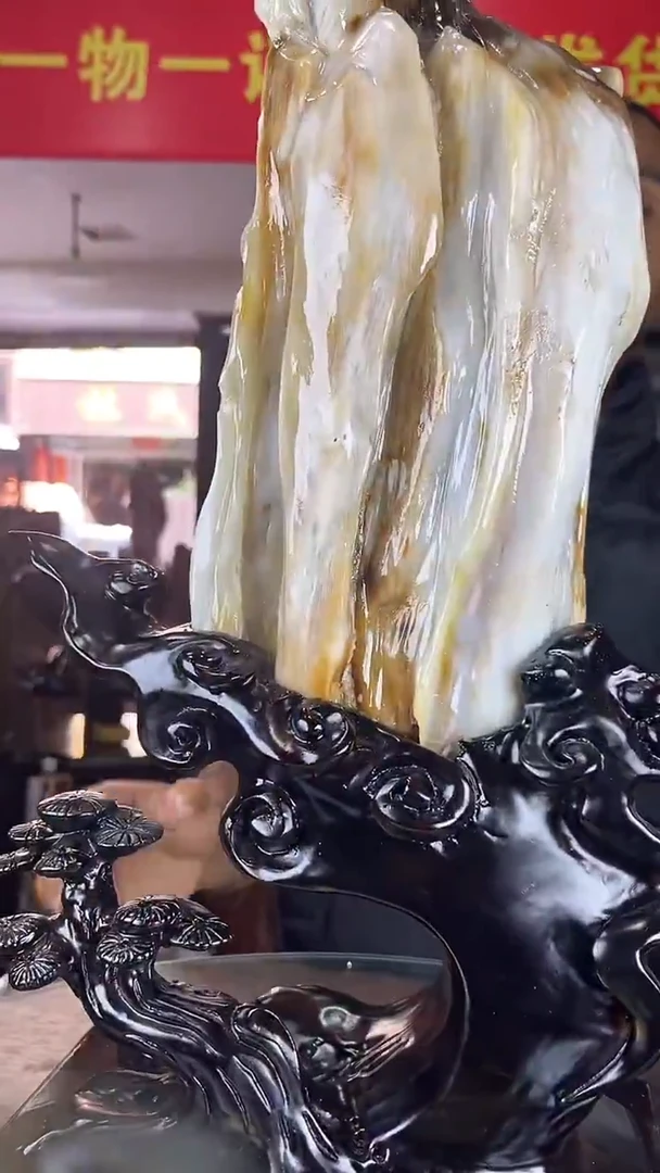 缅甸天然树化玉摆件