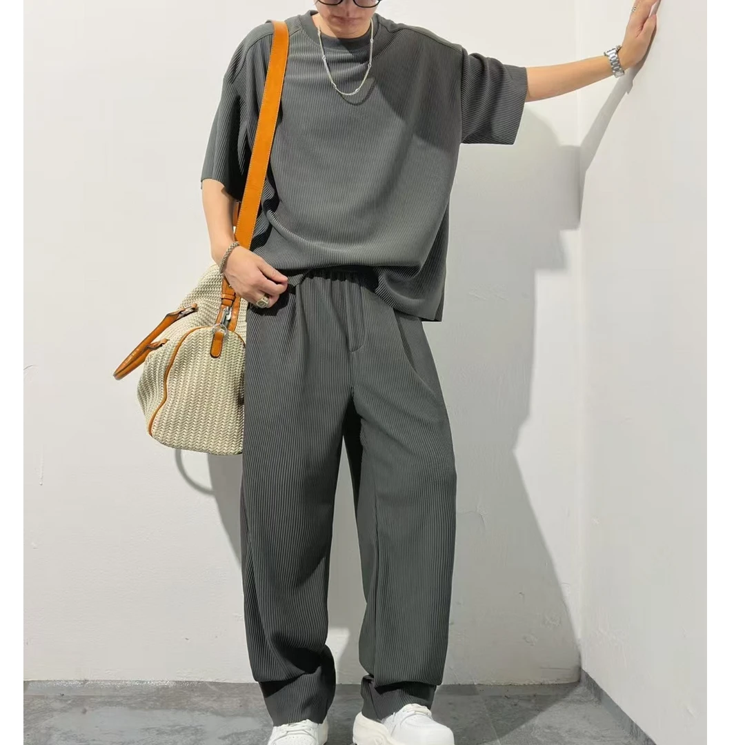 夏季薄款条纹男士短袖圆领休闲运动直筒宽松直筒垂感百搭穿搭套装