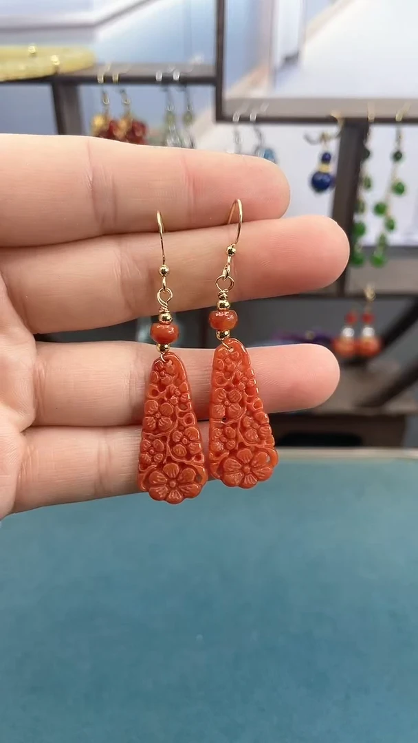 14K金镶嵌翡翠耳饰凤尾花耳钩