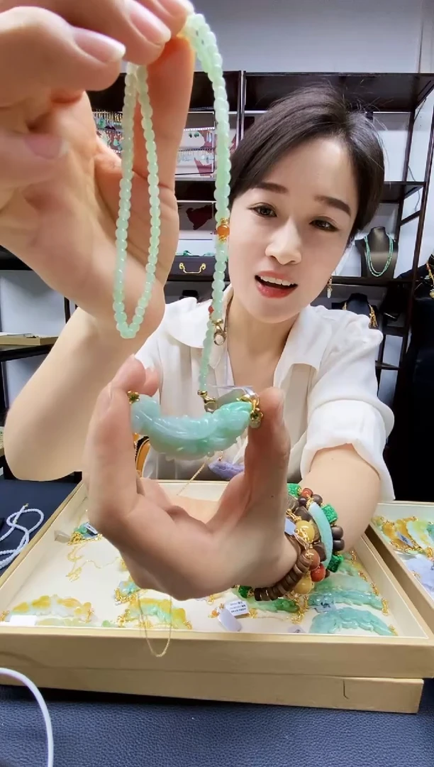 颈饰未镶嵌翡翠翡翠吊坠