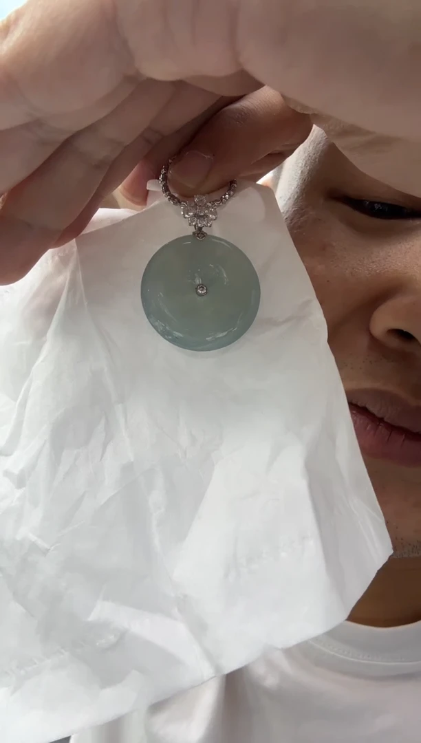 颈饰18K金镶嵌翡翠初*&天然A货翡翠晴蓝底平安扣 多样性发一件