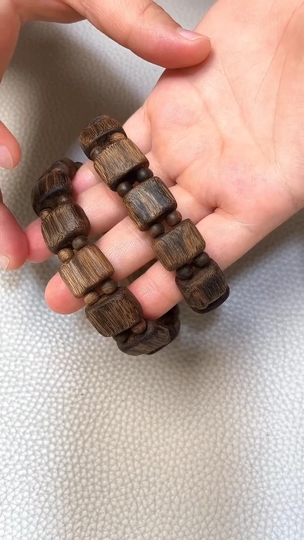 手串沉香棋楠红金猊随型中号手牌单圈多样性发其一