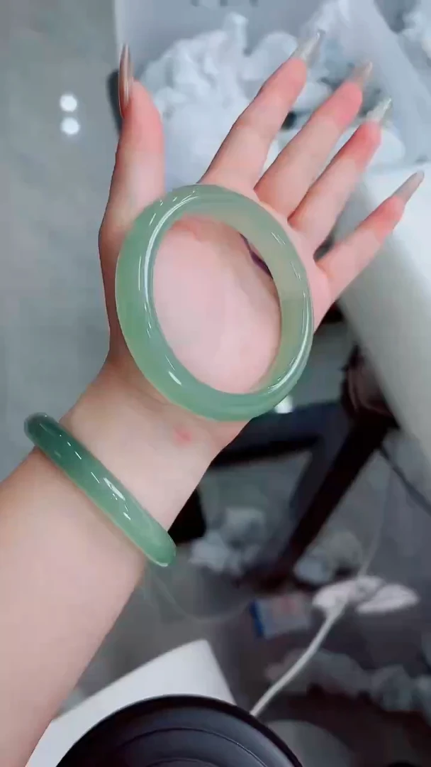 石英质玉手镯未镶嵌46-60