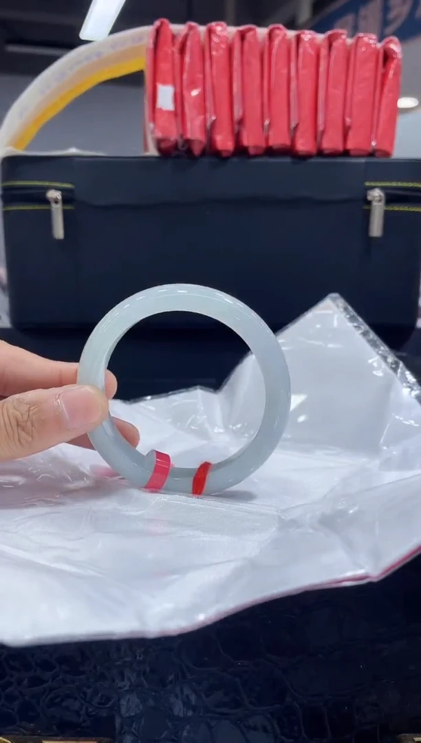 未镶嵌手镯翡翠8 5354