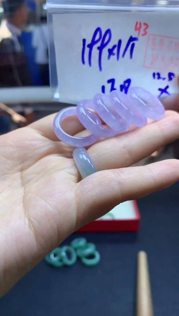 未镶嵌定制翡翠戒圈#199元多样性拍一发一毛货需抛光