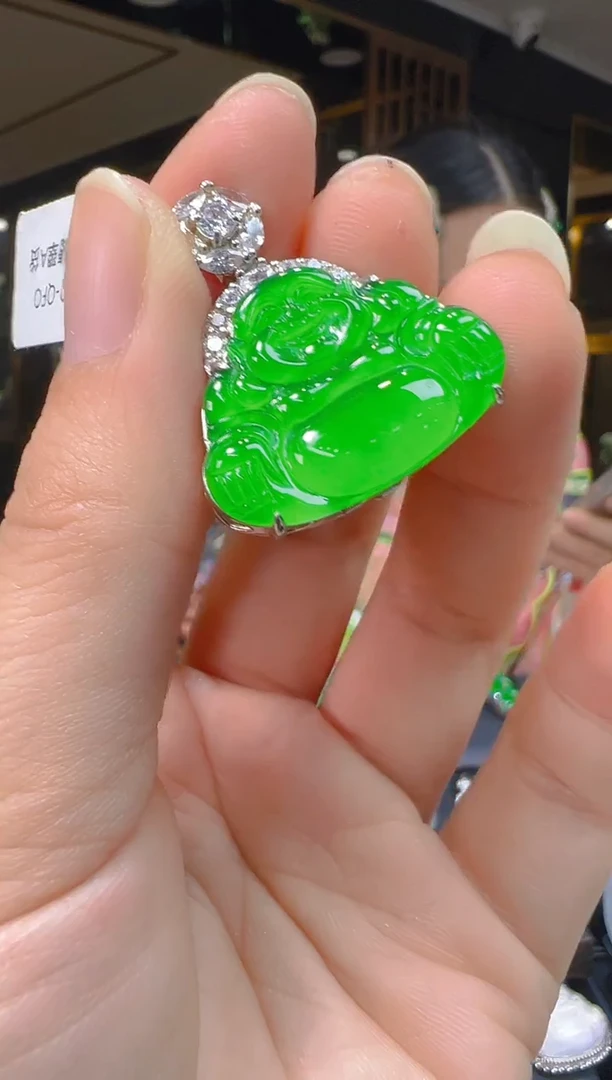 吊坠(赠链)银S925镶嵌翡翠080(多样性发货发其一)