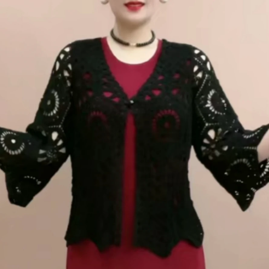中老年妈妈夏款开衫空调衫2025新款宽松休闲百搭镂空女装防晒披肩