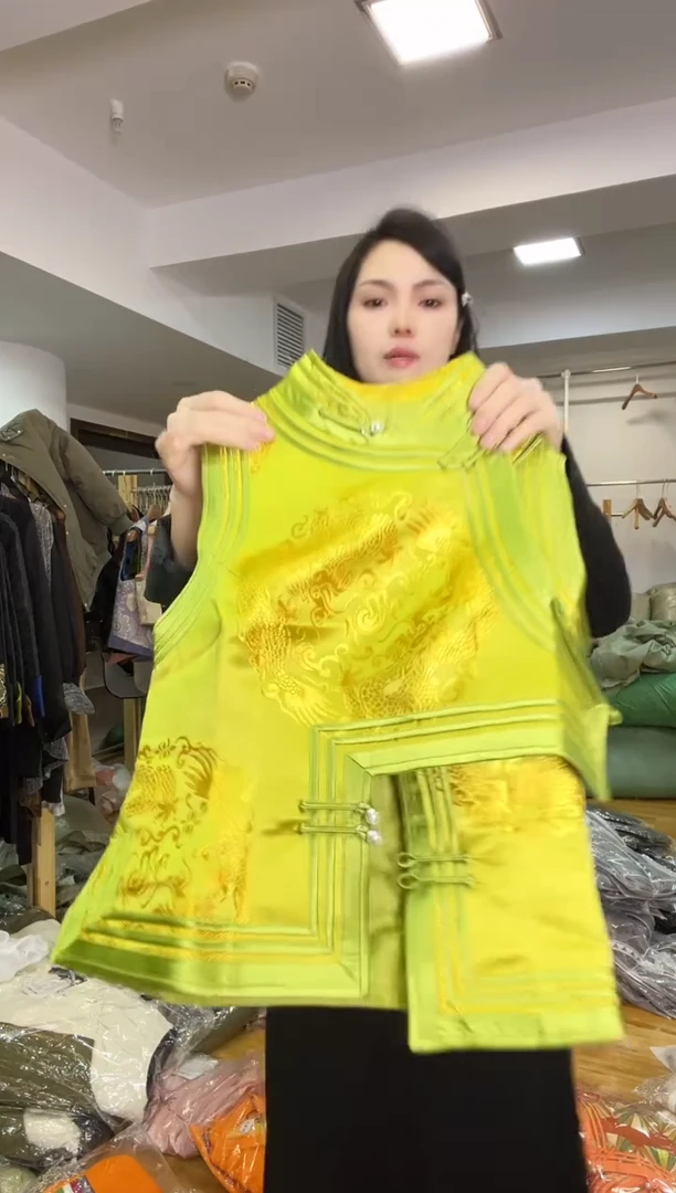 L码        105-115斤  马甲  福利