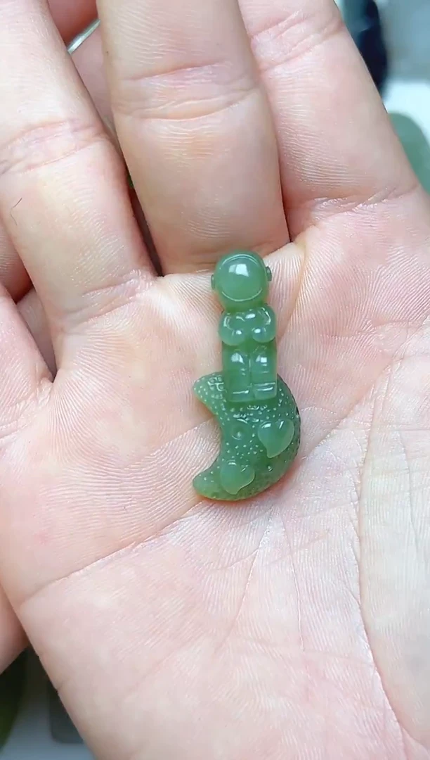 未镶嵌和田玉珠宝半成品吊坠