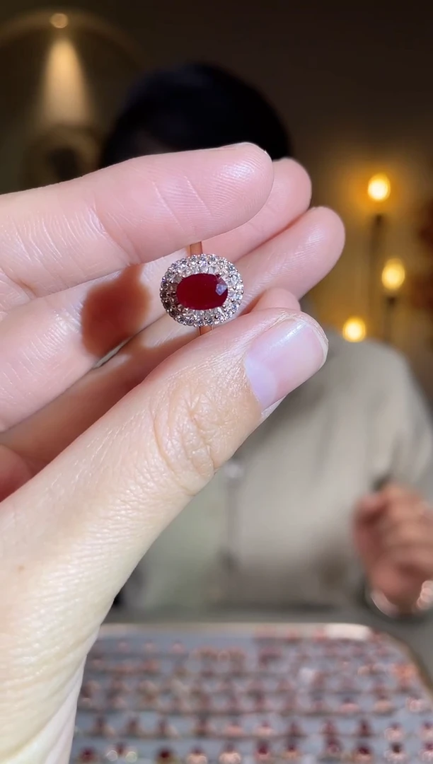 银S925镶嵌手饰红宝石手饰