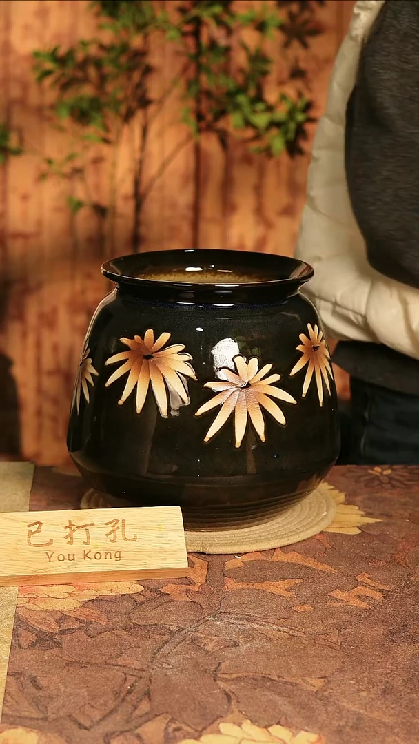 陶瓷21-166高25口18误差2已打孔瑕疵