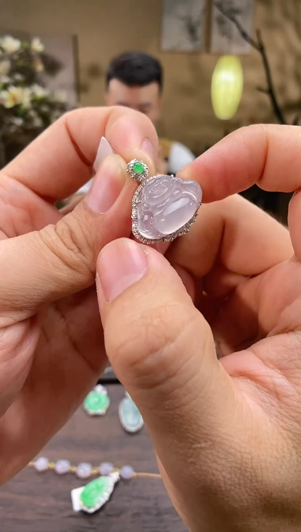 翡翠18K金镶嵌吊坠(不含链)佛公
