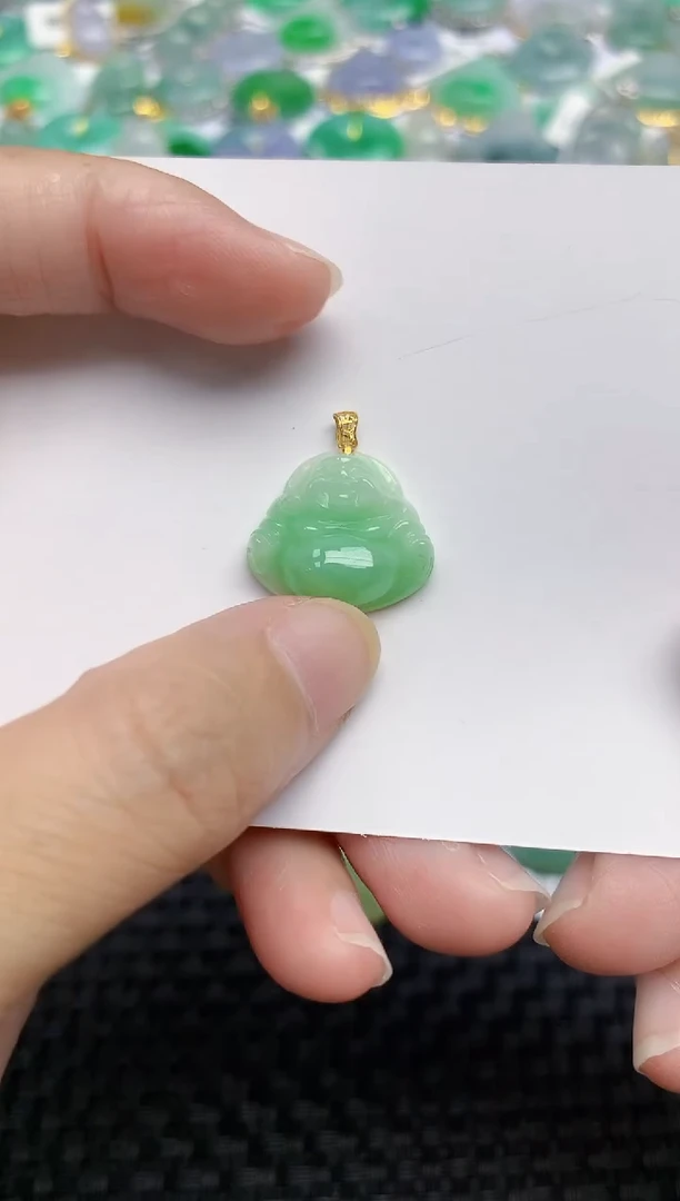 翡翠18K金镶嵌颈饰天然翡翠A货