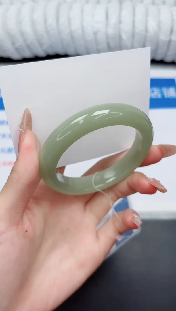 未镶嵌手镯石英质玉72-53.6D