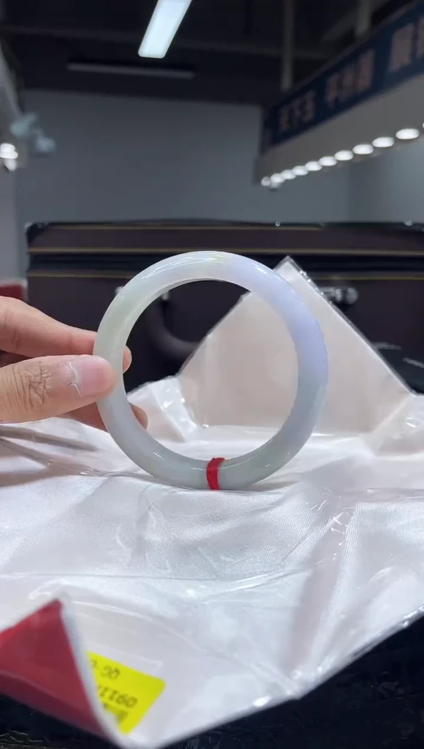 未镶嵌手镯翡翠4