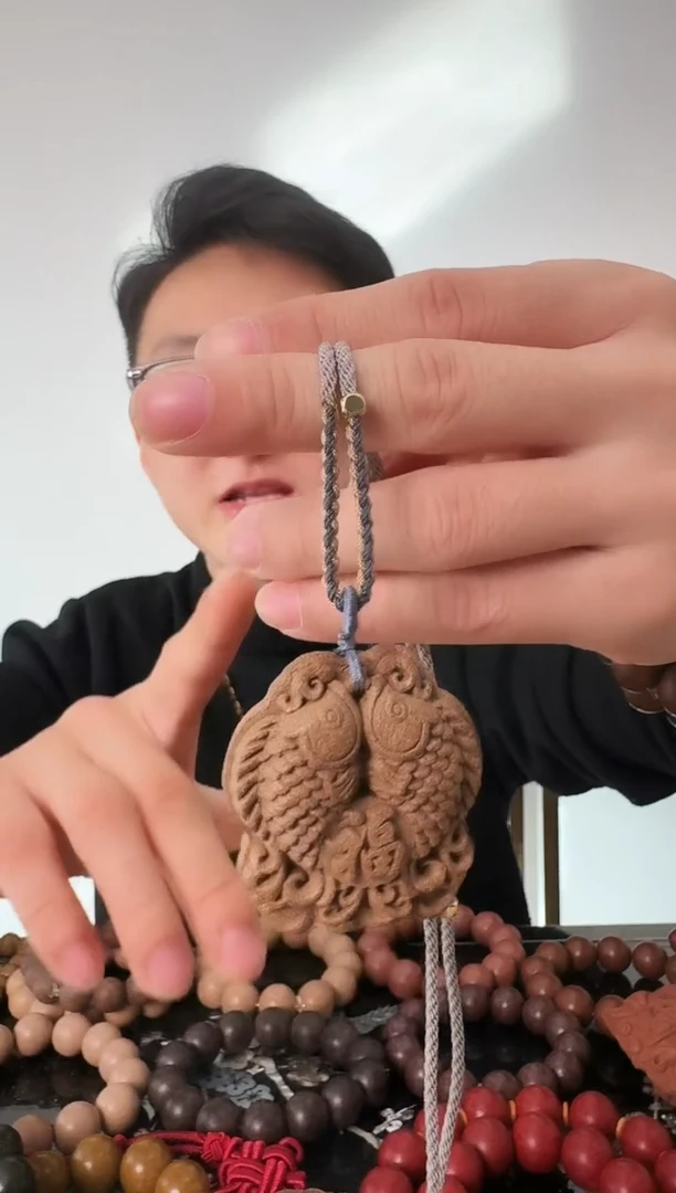 【闪购商品】【奶檀龙涎】双面双鱼