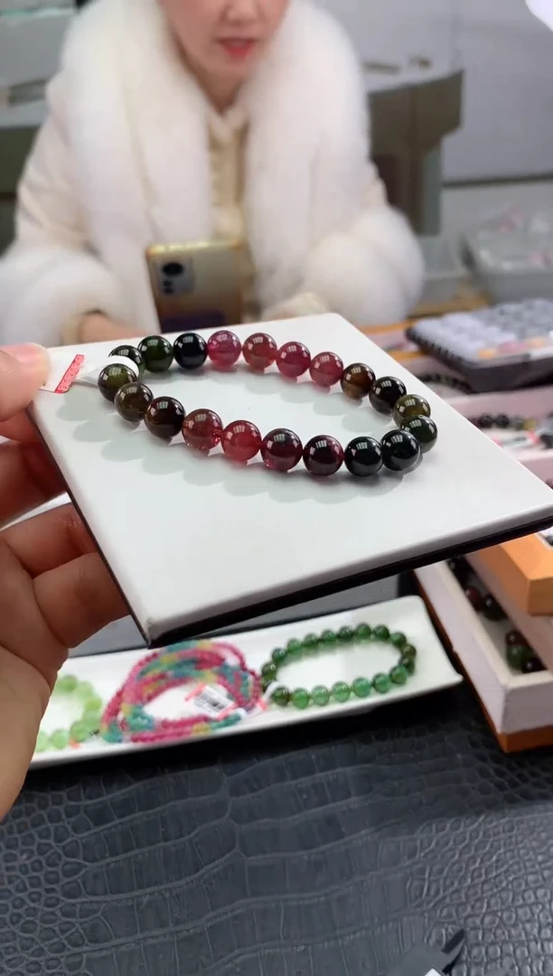 【闪购商品】碧玺手串未镶嵌多样性发一条
