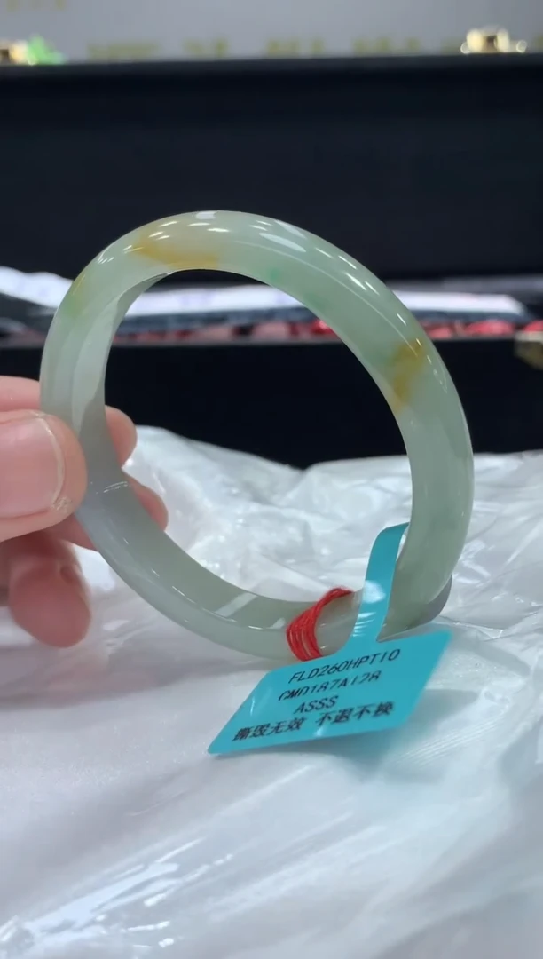 未镶嵌手镯翡翠翡翠手镯