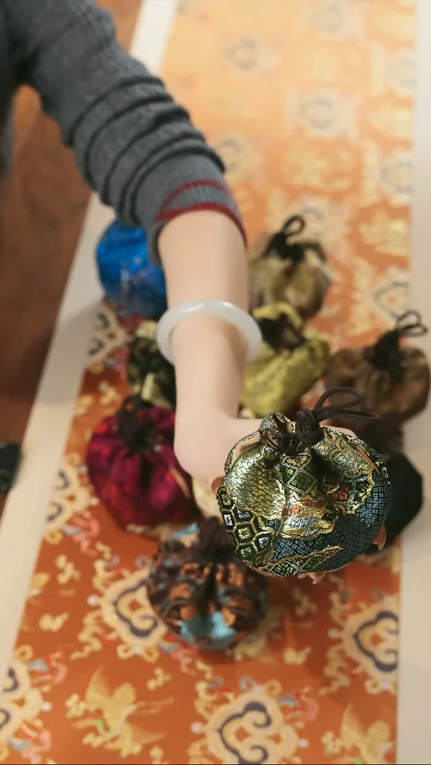 杯袋············