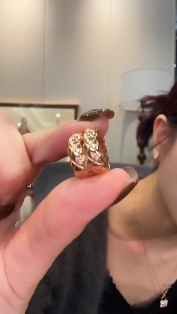 耳饰18K金淡**茗18K金香香耳环