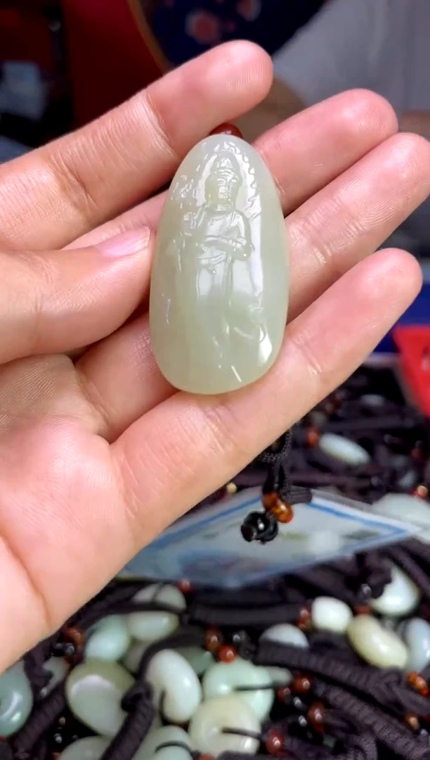 未镶嵌和田玉挂件1