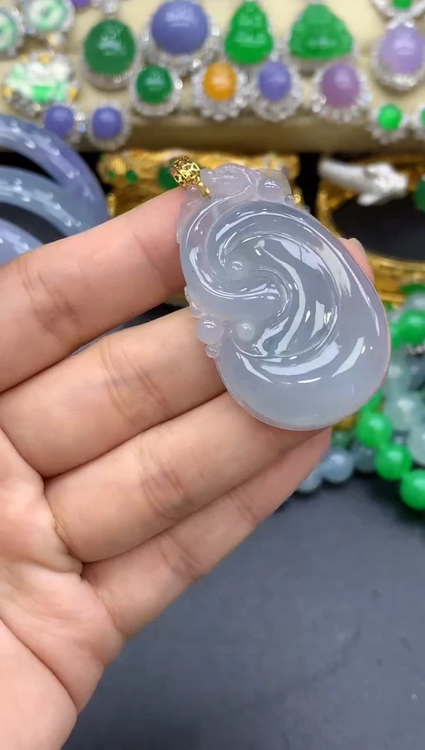 颈饰18K金镶嵌翡翠74-中国好珍宝