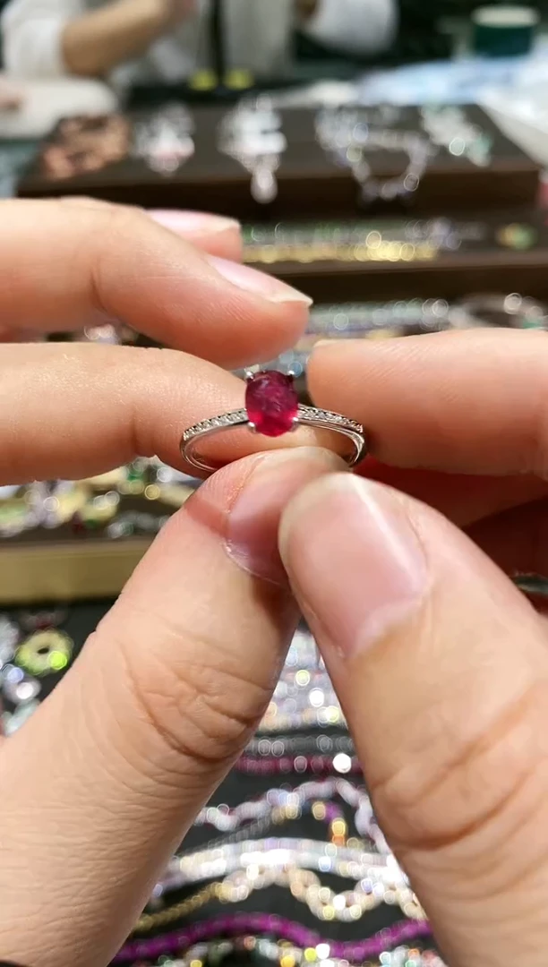 【闪购商品】红宝石戒指银S925镶嵌戒指