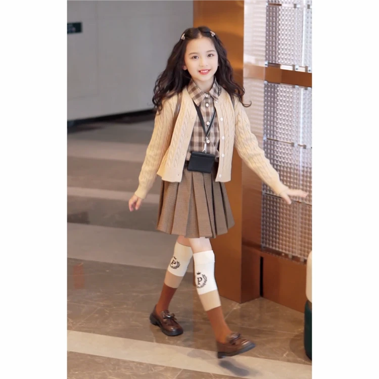 童泰【断码】2025新款秋季女童时尚格子衬衫百褶裙开衫洋气学院风